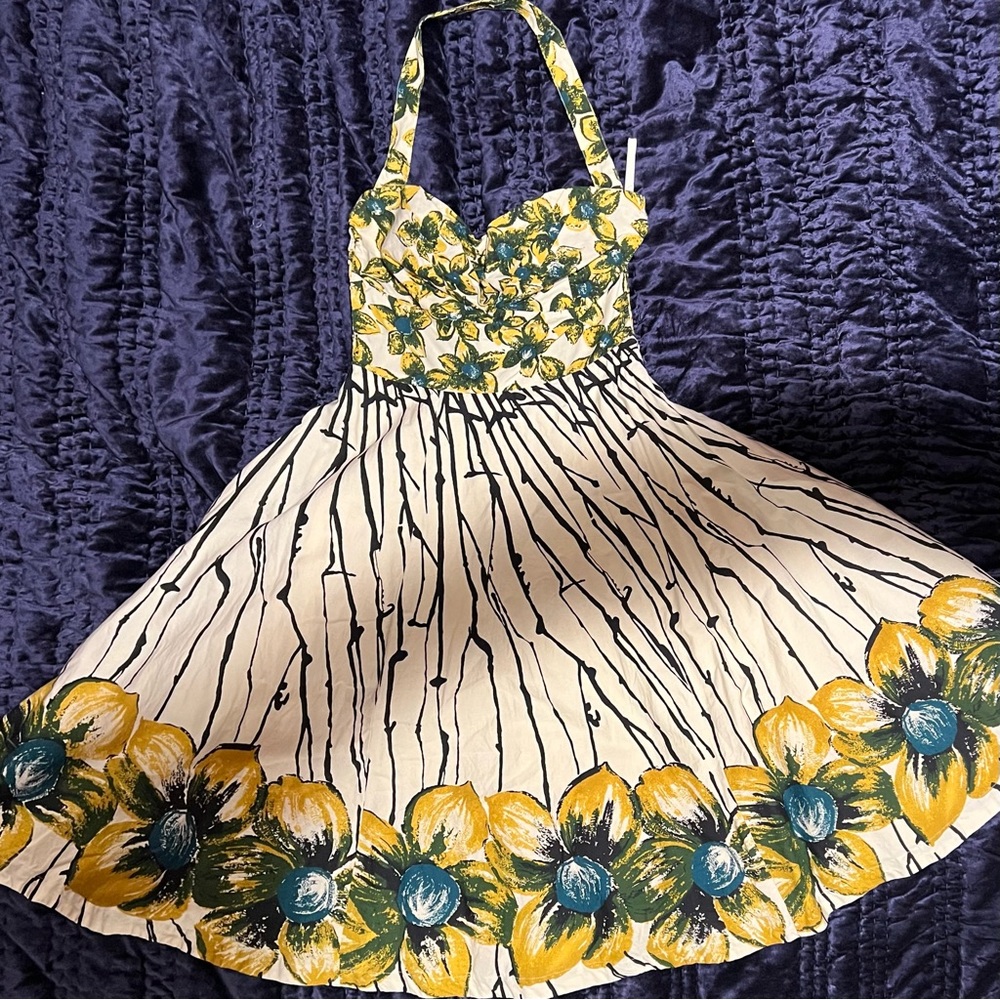Anthropologie pin-up style convertible halter dress (EUC)